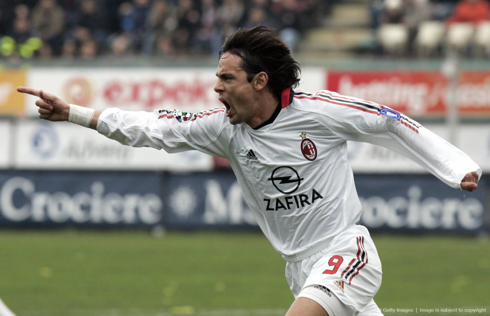 他在全场比 他在全场比