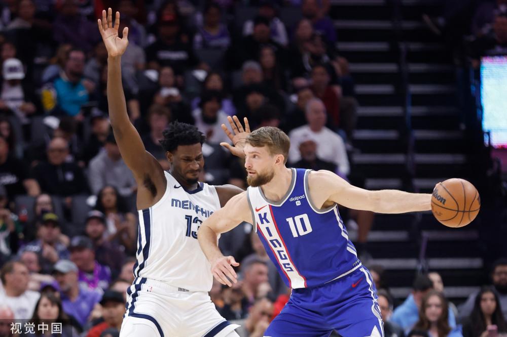 努贝尔的年 努贝尔的年