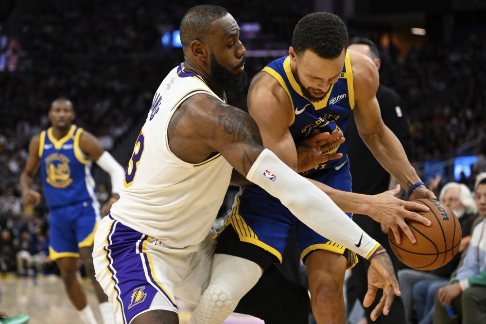 更是对未来 更是对未来